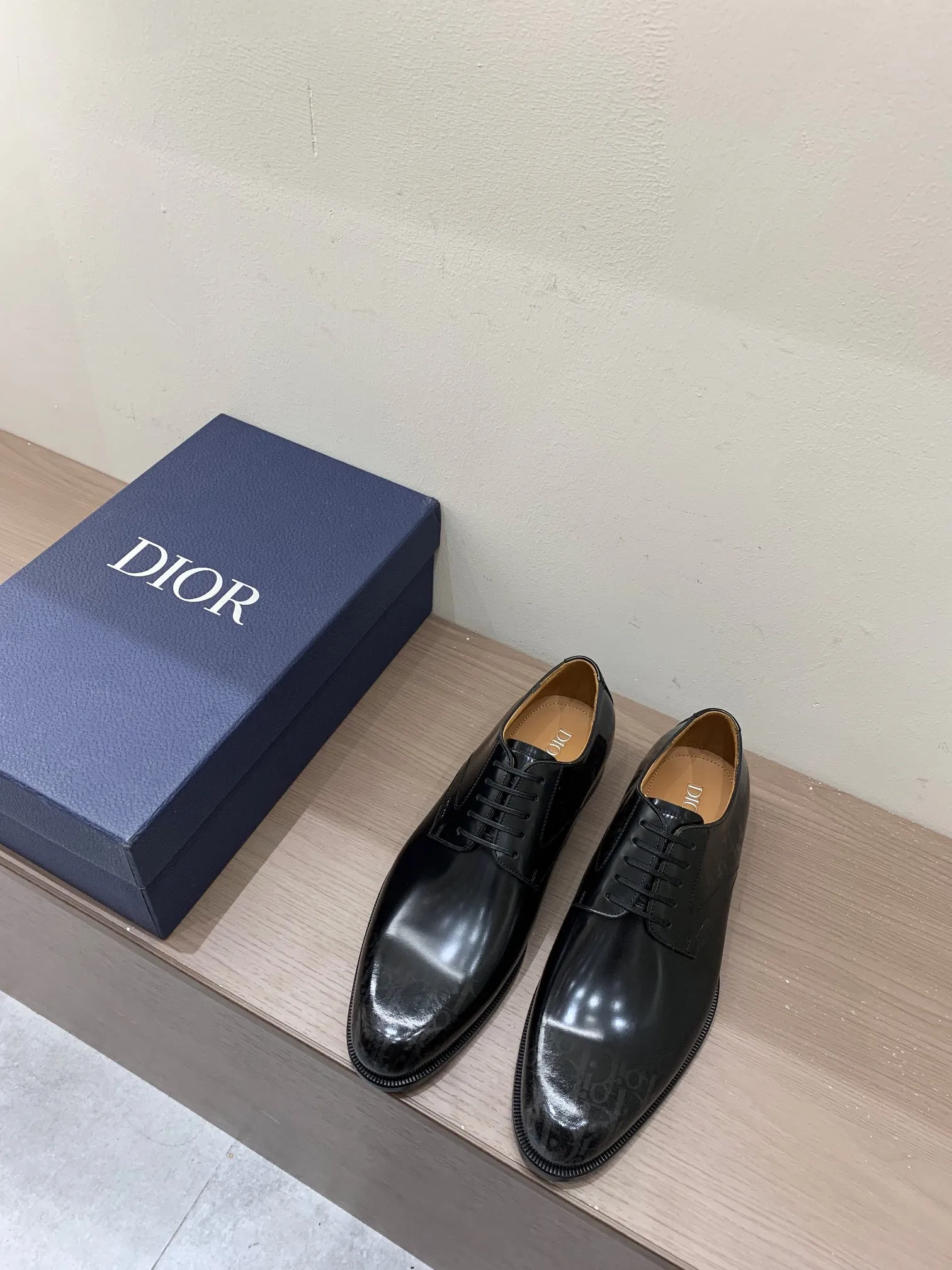 940💰 Dior high-end men's boutique casual leather shoes, imported cowhide upper, water-dyed cowhide lining, imported genuine leather outsole, perfect details, standard code 39-44 (38.45.46 customized, non-returnable and non-exchangeable),